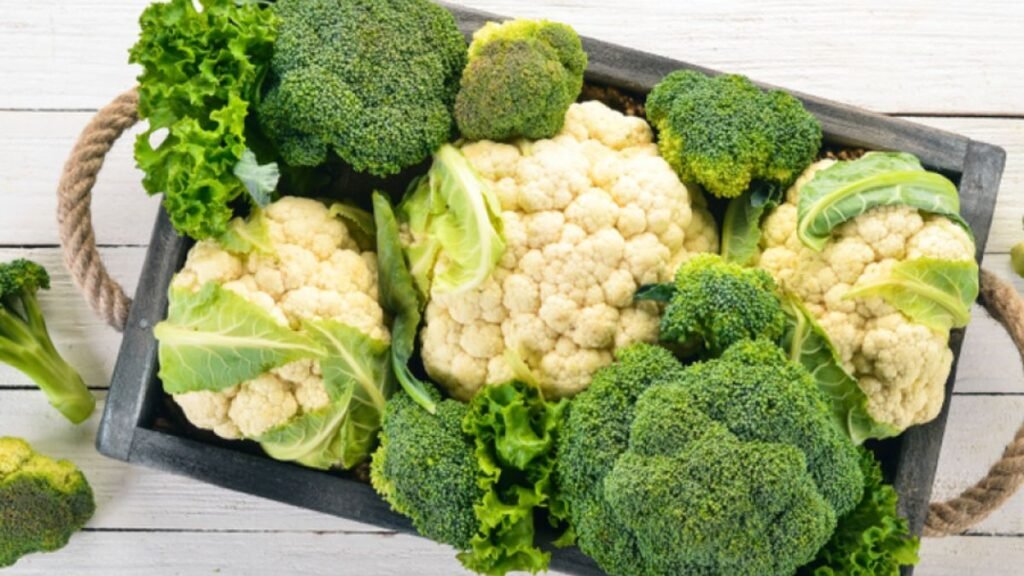 Molti non lo sanno, ma cavolfiore, broccoli e cavolo sono in realtà diverse varietà della stessa pianta (1)